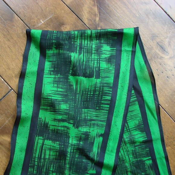 Vintage Anne Klein Oblong Long Scarf Wrap Green Black Abstract - Picture 2 of 11